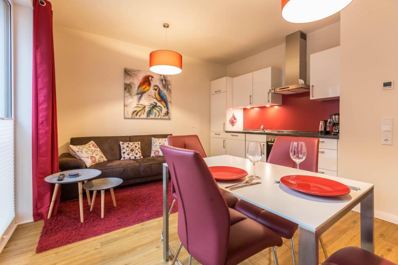 Ferienwohnung Buesumperle Rot Экстерьер фото